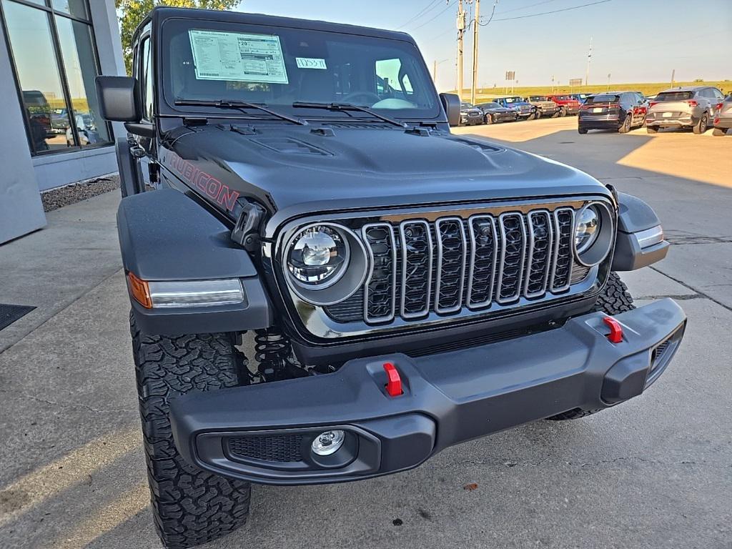 new 2025 Jeep Wrangler car, priced at $54,086