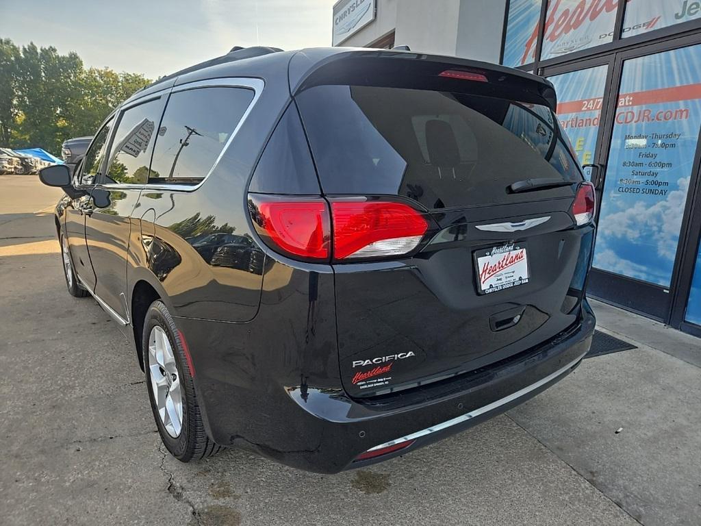 used 2017 Chrysler Pacifica car, priced at $7,988
