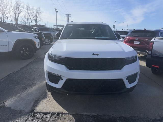 new 2025 Jeep Grand Cherokee car, priced at $47,580