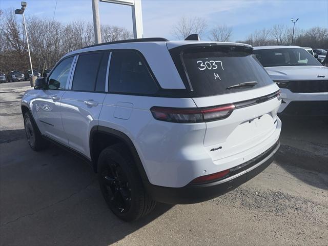 new 2025 Jeep Grand Cherokee car, priced at $47,580