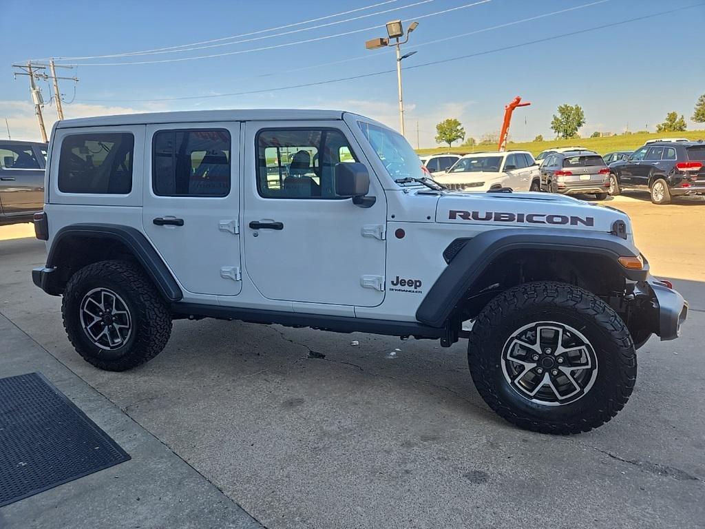 new 2025 Jeep Wrangler car, priced at $55,454