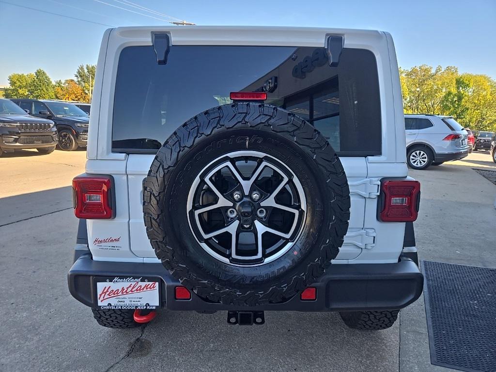 new 2025 Jeep Wrangler car, priced at $55,454