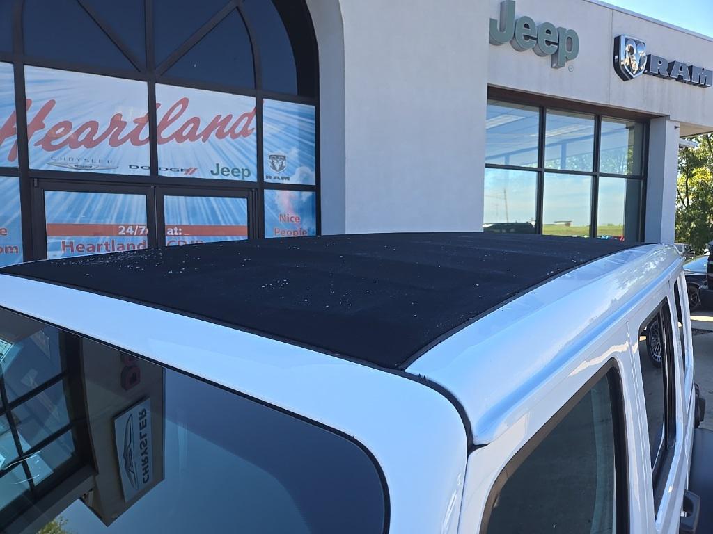 new 2025 Jeep Wrangler car, priced at $55,454