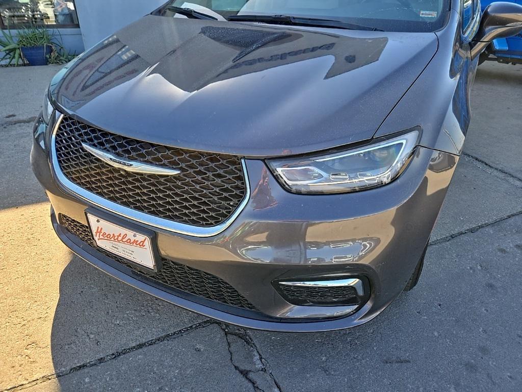 used 2021 Chrysler Pacifica car, priced at $24,988