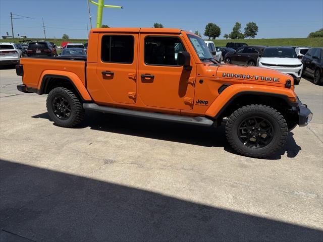 new 2025 Jeep Gladiator car, priced at $44,207