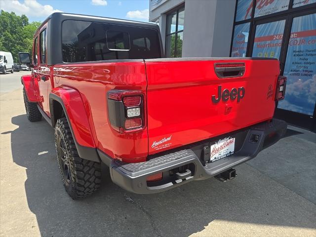 new 2025 Jeep Gladiator car, priced at $46,743