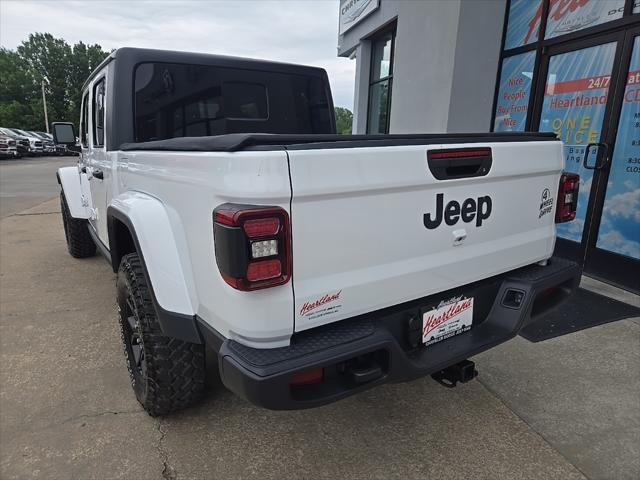 new 2025 Jeep Gladiator car, priced at $44,750