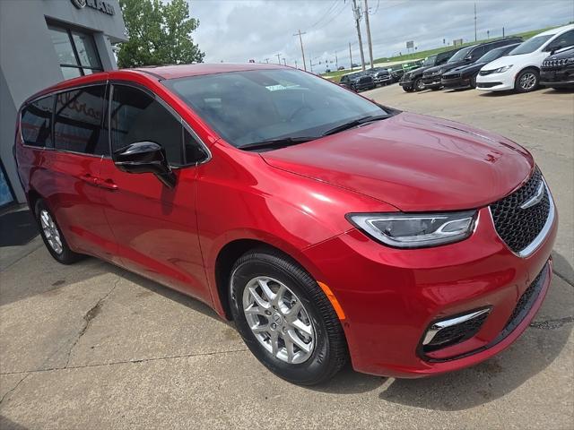 new 2025 Chrysler Pacifica car, priced at $41,500