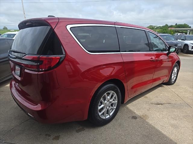 new 2025 Chrysler Pacifica car, priced at $41,500