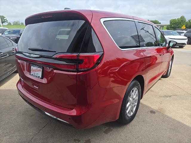 new 2025 Chrysler Pacifica car, priced at $41,500