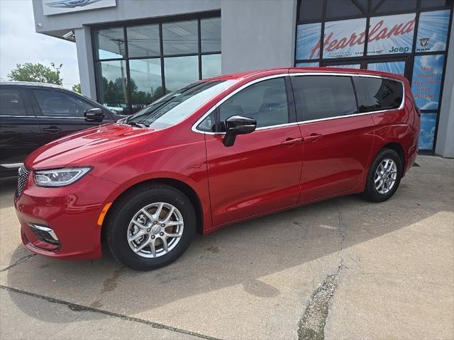 new 2025 Chrysler Pacifica car, priced at $41,500