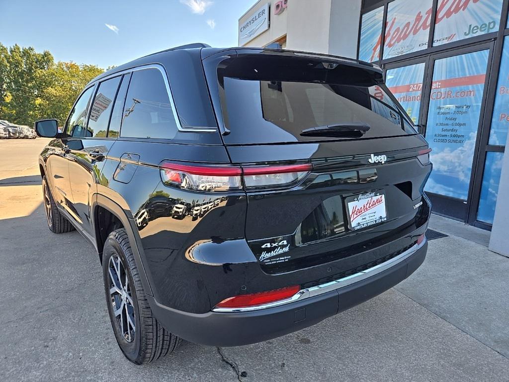 new 2025 Jeep Grand Cherokee car, priced at $45,767