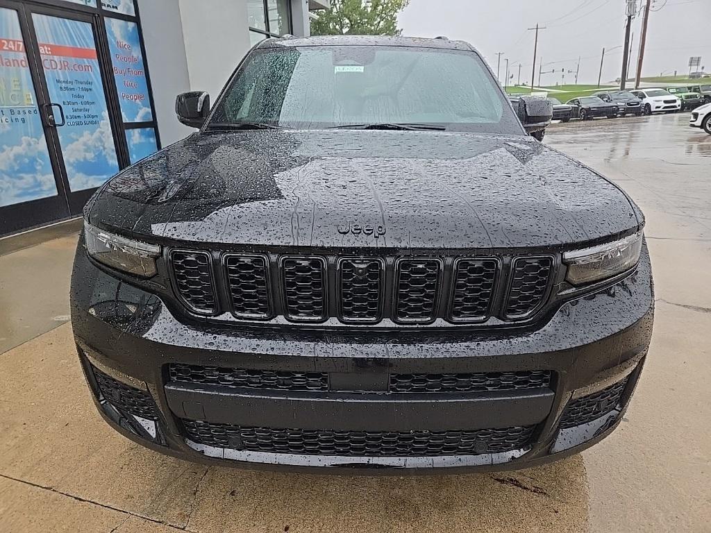 new 2025 Jeep Grand Cherokee car, priced at $49,791
