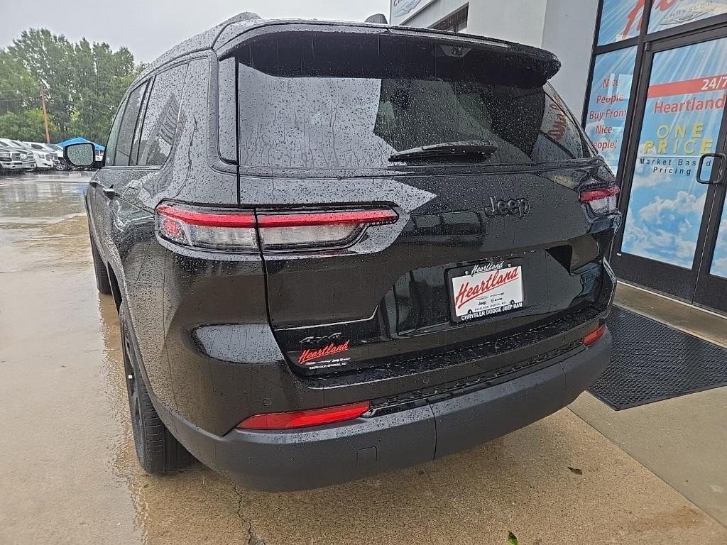 new 2025 Jeep Grand Cherokee car, priced at $49,791