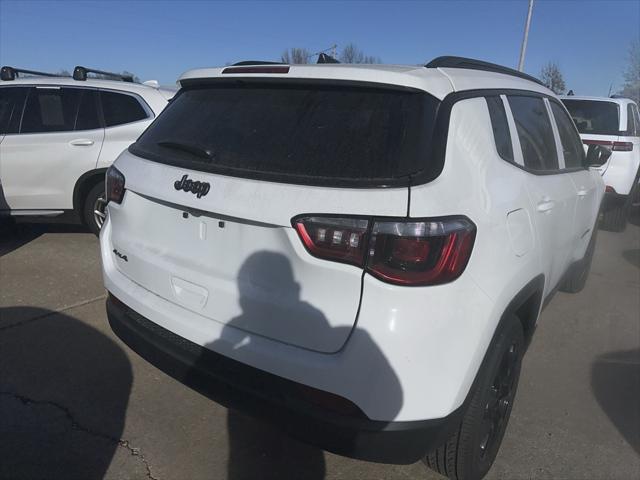 new 2025 Jeep Compass car, priced at $27,500