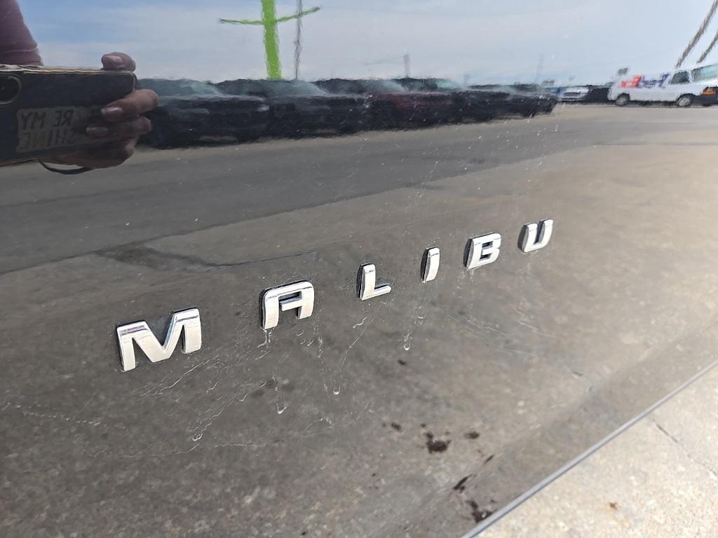 used 2018 Chevrolet Malibu car, priced at $15,988