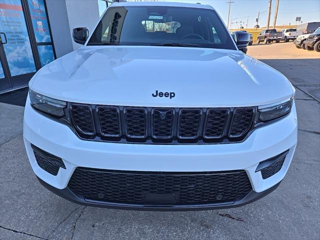 new 2025 Jeep Grand Cherokee car, priced at $46,009