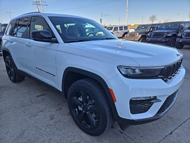 new 2025 Jeep Grand Cherokee car, priced at $46,009