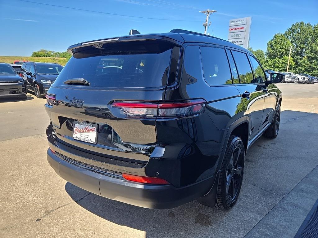new 2025 Jeep Grand Cherokee car, priced at $50,028