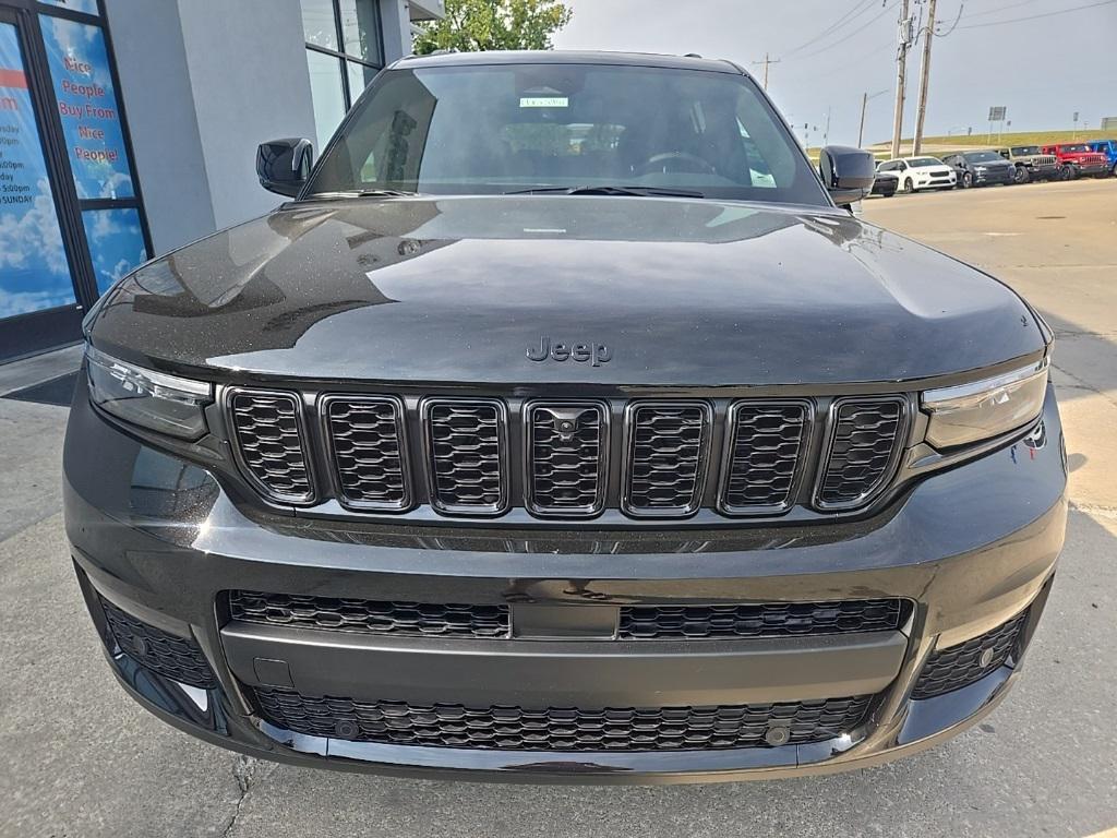 new 2025 Jeep Grand Cherokee car, priced at $49,791