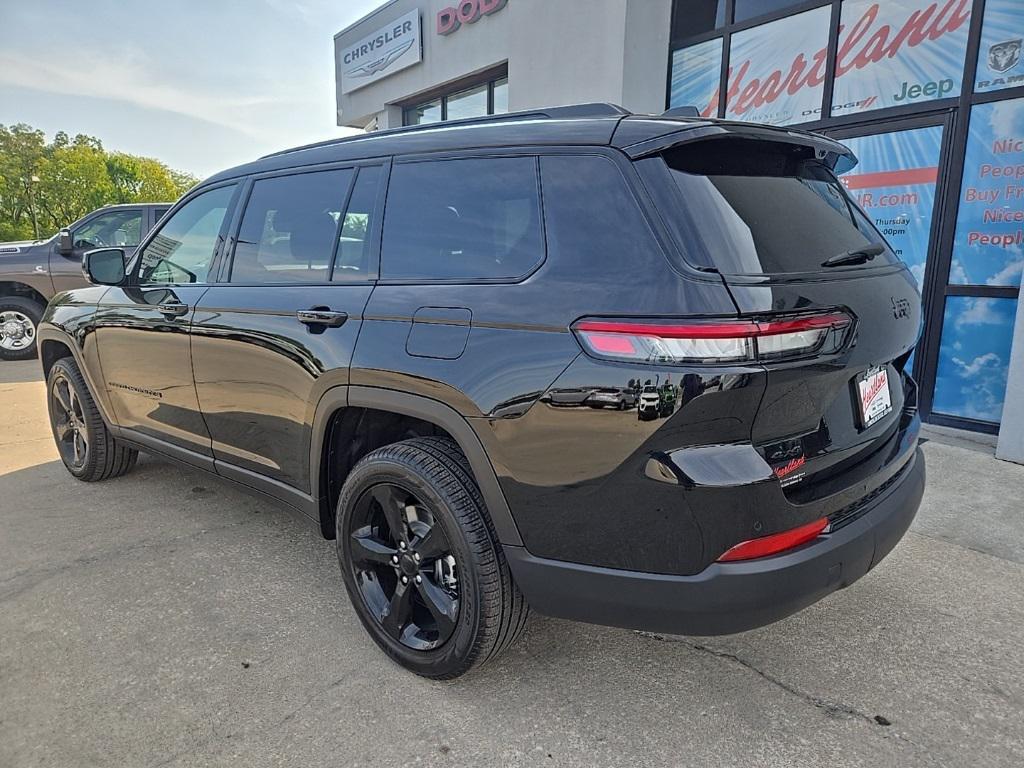 new 2025 Jeep Grand Cherokee car, priced at $49,791