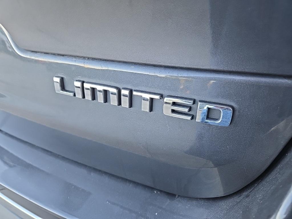 used 2022 Jeep Grand Cherokee L car, priced at $30,799