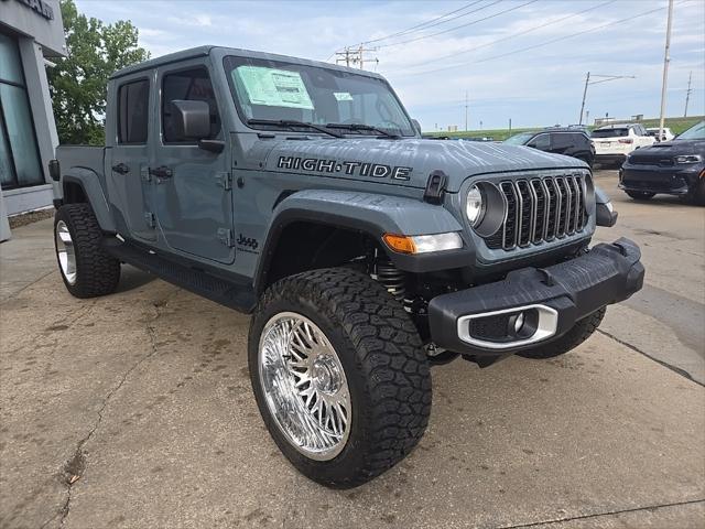 new 2025 Jeep Gladiator car, priced at $44,160