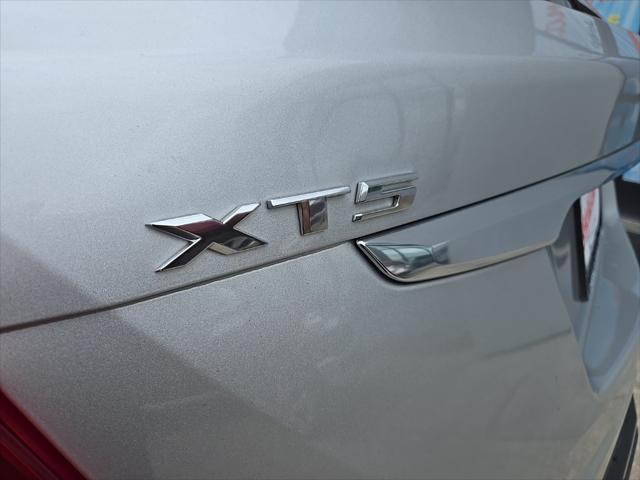 used 2017 Cadillac XT5 car, priced at $17,988
