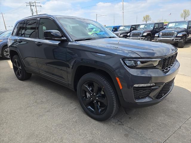 new 2025 Jeep Grand Cherokee car, priced at $50,750