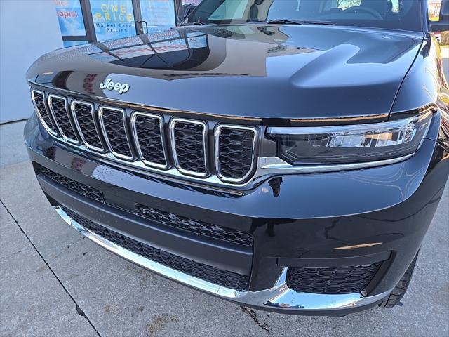 new 2025 Jeep Grand Cherokee car, priced at $38,743