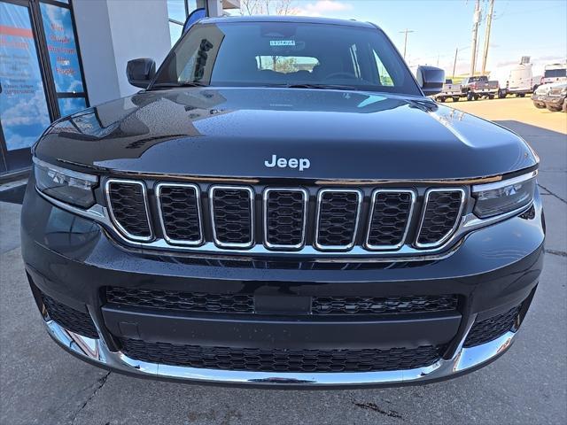 new 2025 Jeep Grand Cherokee car, priced at $38,743