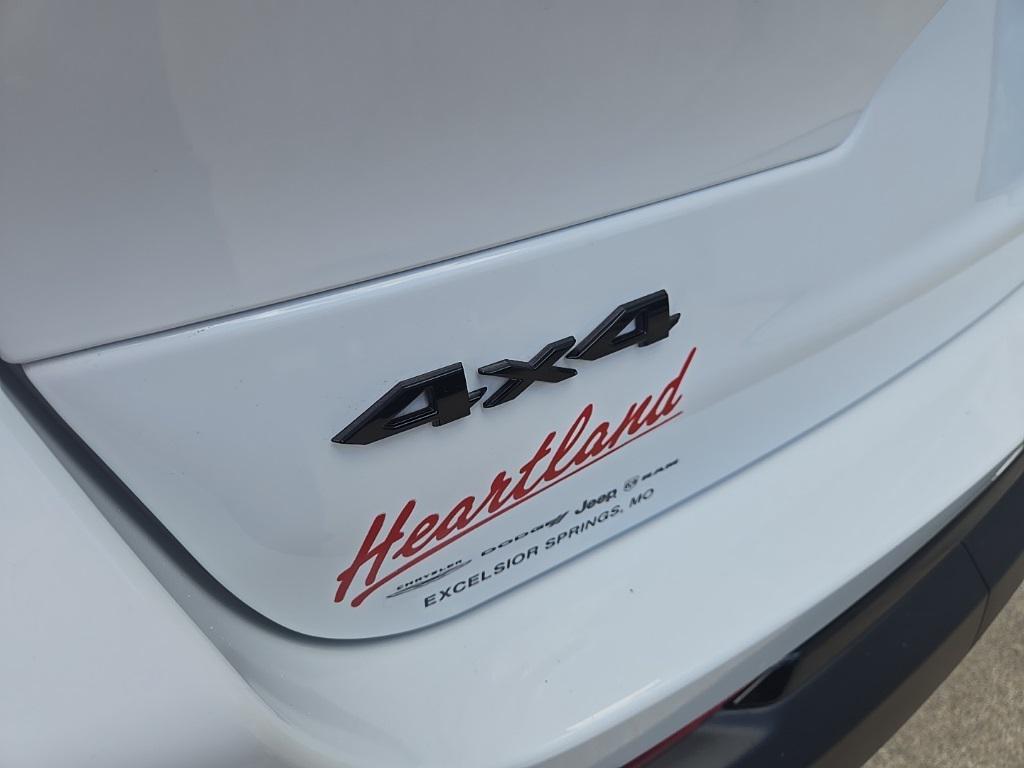 new 2025 Jeep Grand Cherokee car, priced at $49,310