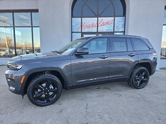 new 2025 Jeep Grand Cherokee car, priced at $41,170