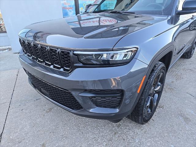 new 2025 Jeep Grand Cherokee car, priced at $41,170