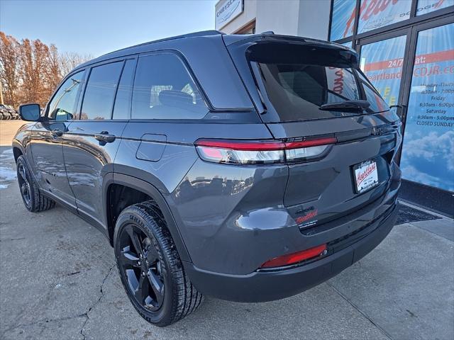 new 2025 Jeep Grand Cherokee car, priced at $41,170