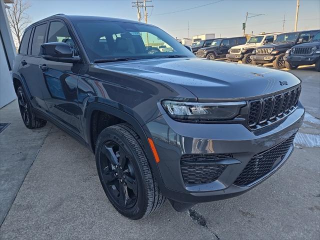 new 2025 Jeep Grand Cherokee car, priced at $41,170