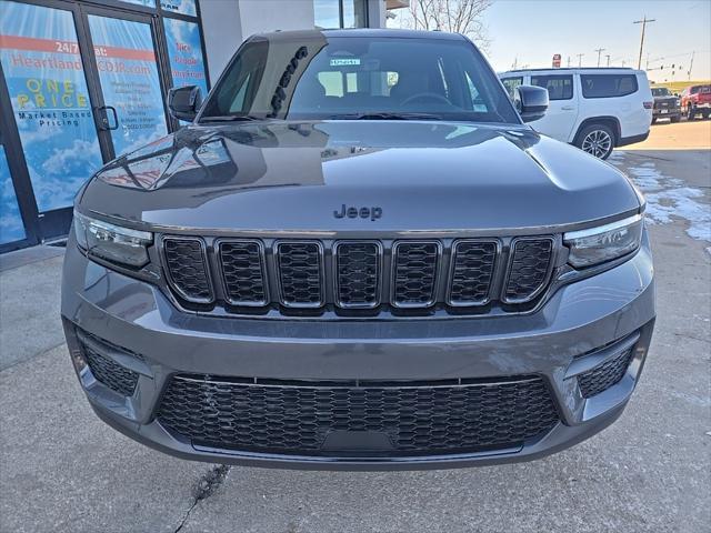 new 2025 Jeep Grand Cherokee car, priced at $41,170