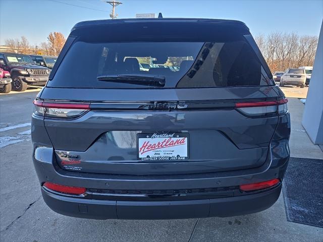 new 2025 Jeep Grand Cherokee car, priced at $41,170