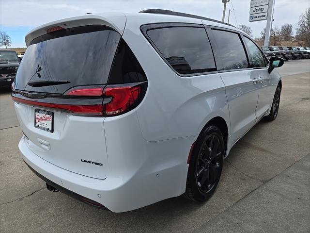 new 2024 Chrysler Pacifica car, priced at $47,418