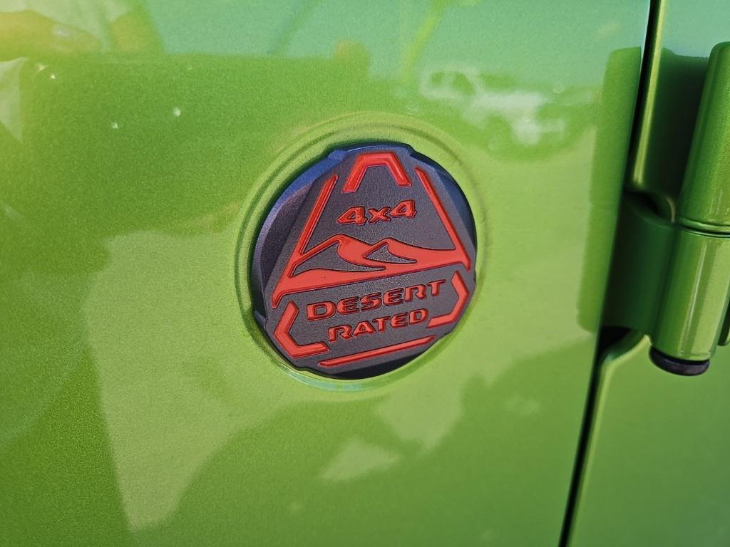 new 2025 Jeep Gladiator car, priced at $53,116