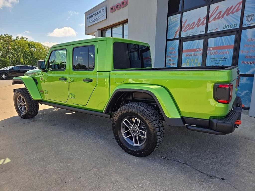 new 2025 Jeep Gladiator car, priced at $53,116