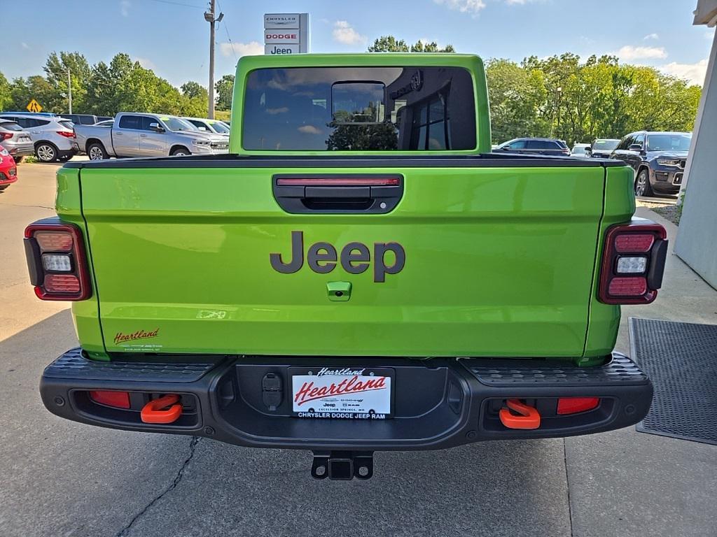 new 2025 Jeep Gladiator car, priced at $53,116