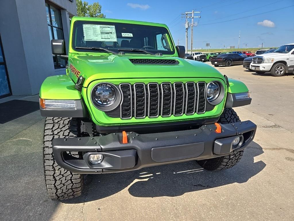 new 2025 Jeep Gladiator car, priced at $53,116