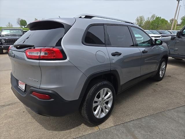 used 2015 Jeep Cherokee car, priced at $11,988