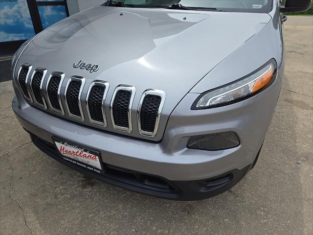 used 2015 Jeep Cherokee car, priced at $11,988