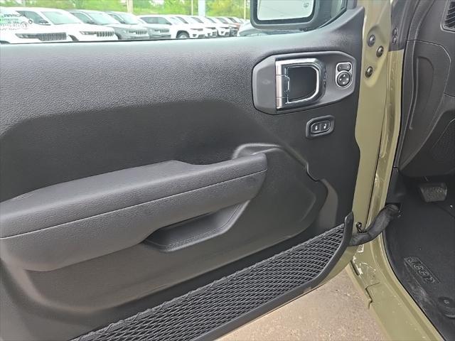 new 2025 Jeep Wrangler car, priced at $49,447