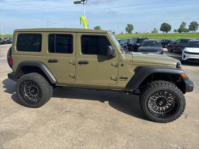 new 2025 Jeep Wrangler car, priced at $49,447
