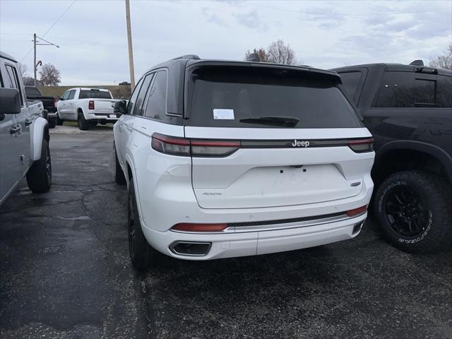 new 2025 Jeep Grand Cherokee car, priced at $59,995