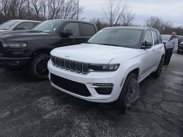 new 2025 Jeep Grand Cherokee car, priced at $59,995