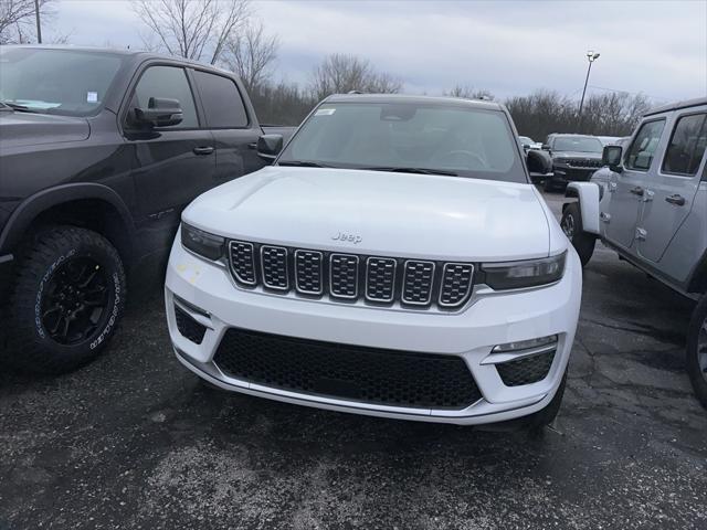 new 2025 Jeep Grand Cherokee car, priced at $59,995